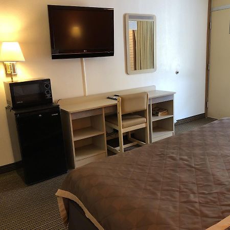 Americas Best Value Inn - Collinsville / St. Louis Экстерьер фото