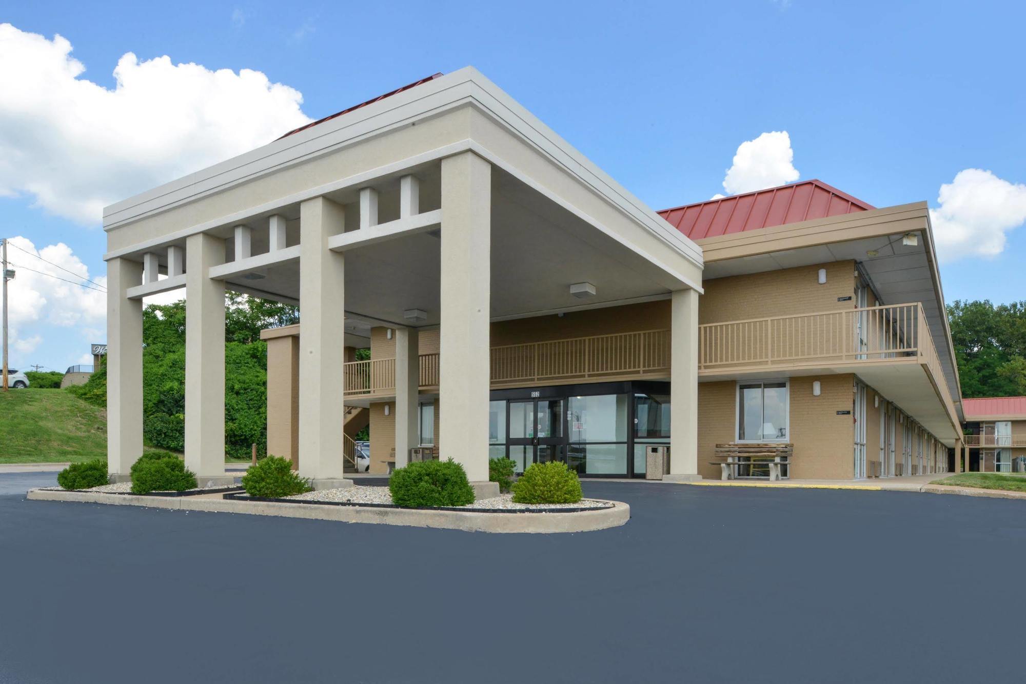 Americas Best Value Inn - Collinsville / St. Louis Экстерьер фото